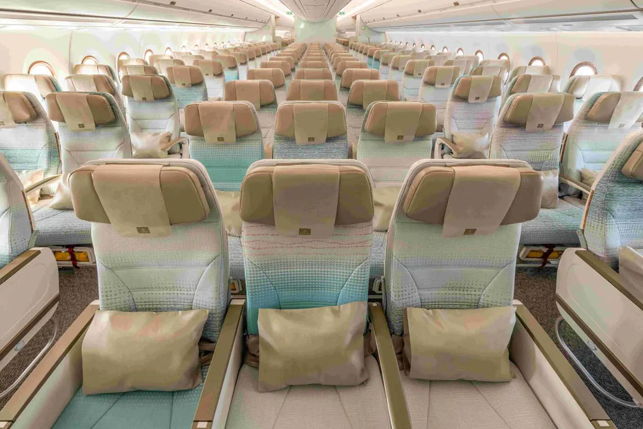 Emirates Economy Class_A350 Copyright © Emirates Airlines /&nbsp;The Emirates Group