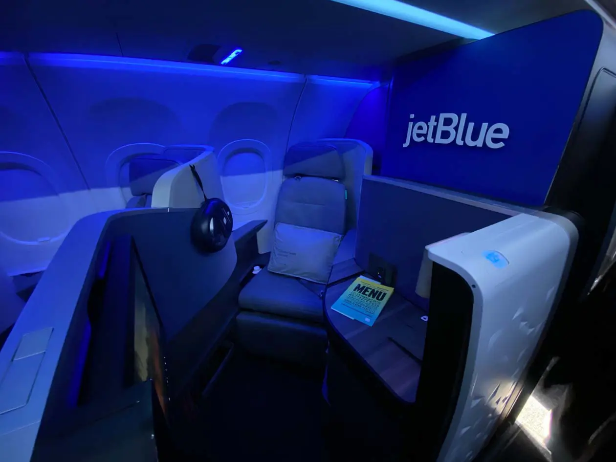 jetBlue Foto: Copyright © Sisterscom.com / Avion Tourism Magazine