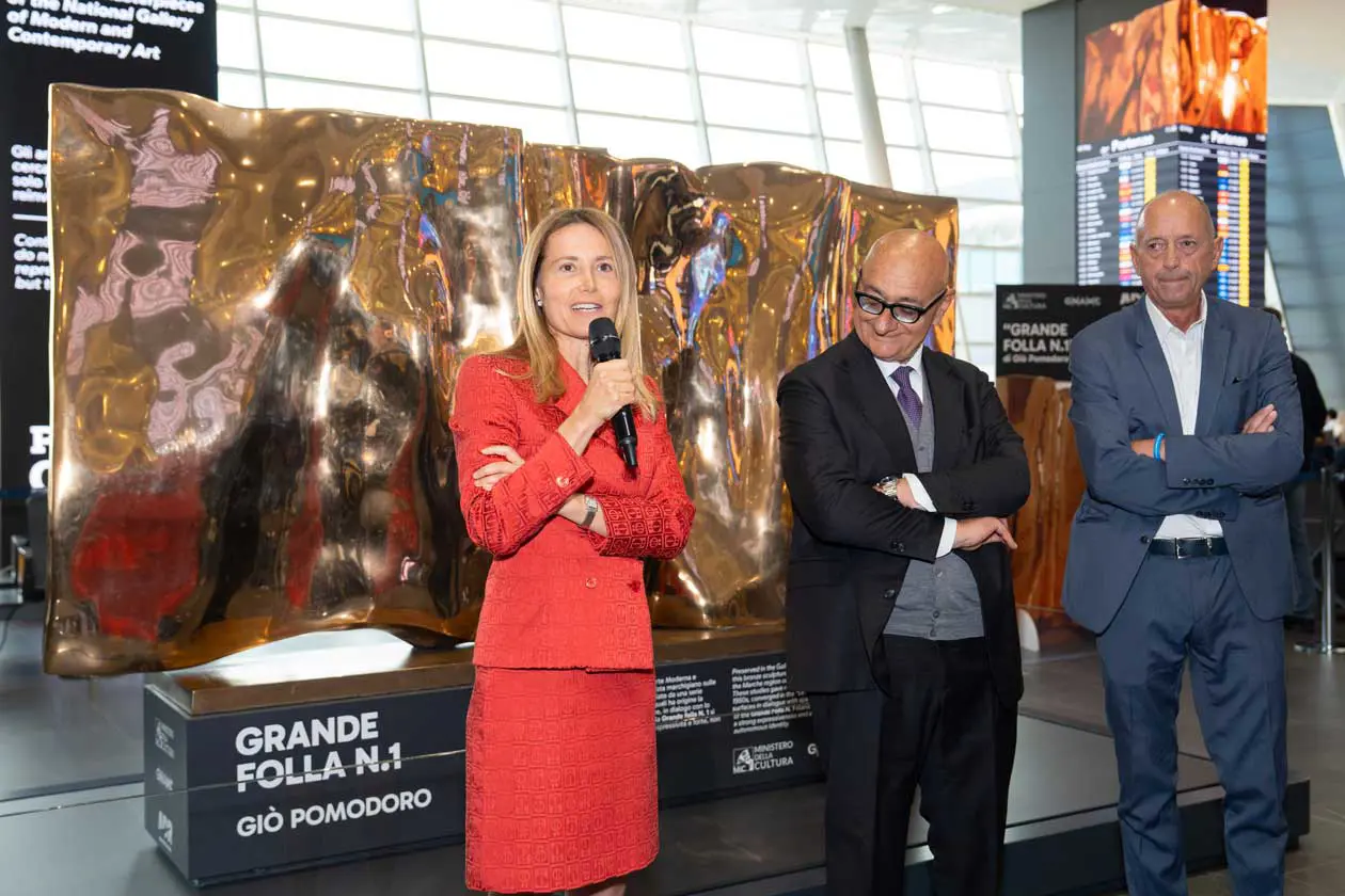 Da sinistra: Renata Cristina Mazzantini, Direttrice della GNAMC, Vincenzo Nunziata, Presidente Aeroporti di Roma, Raffaello Biselli, Assessore alle Attività Produttive del Comune di Fiumicino. © Ufficio Stampa ADR