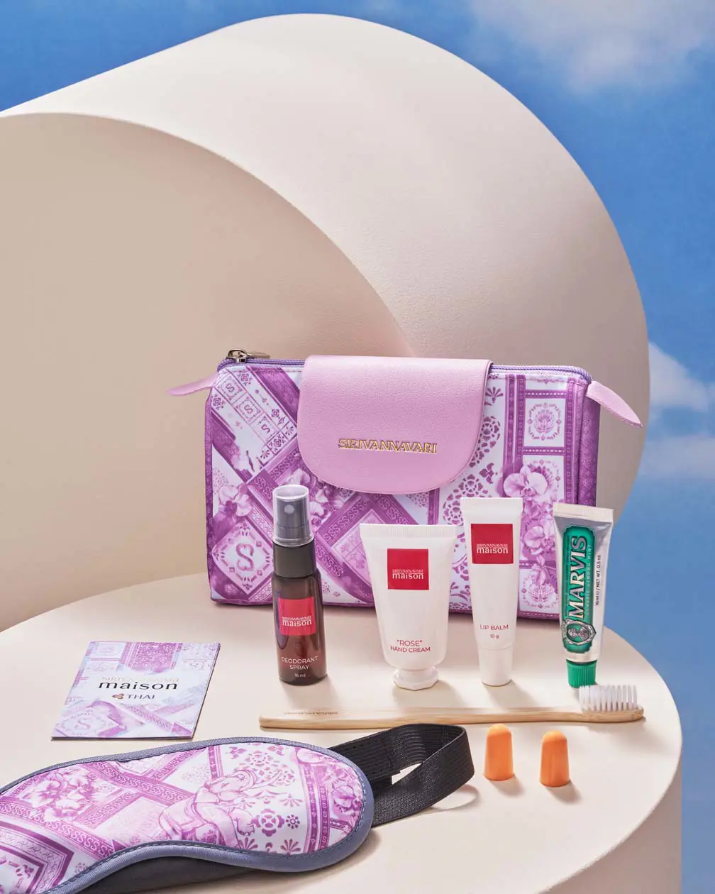 Amenity Kit Thai Airways by Sirivannavari - Business Class. © Sirivannavari Press