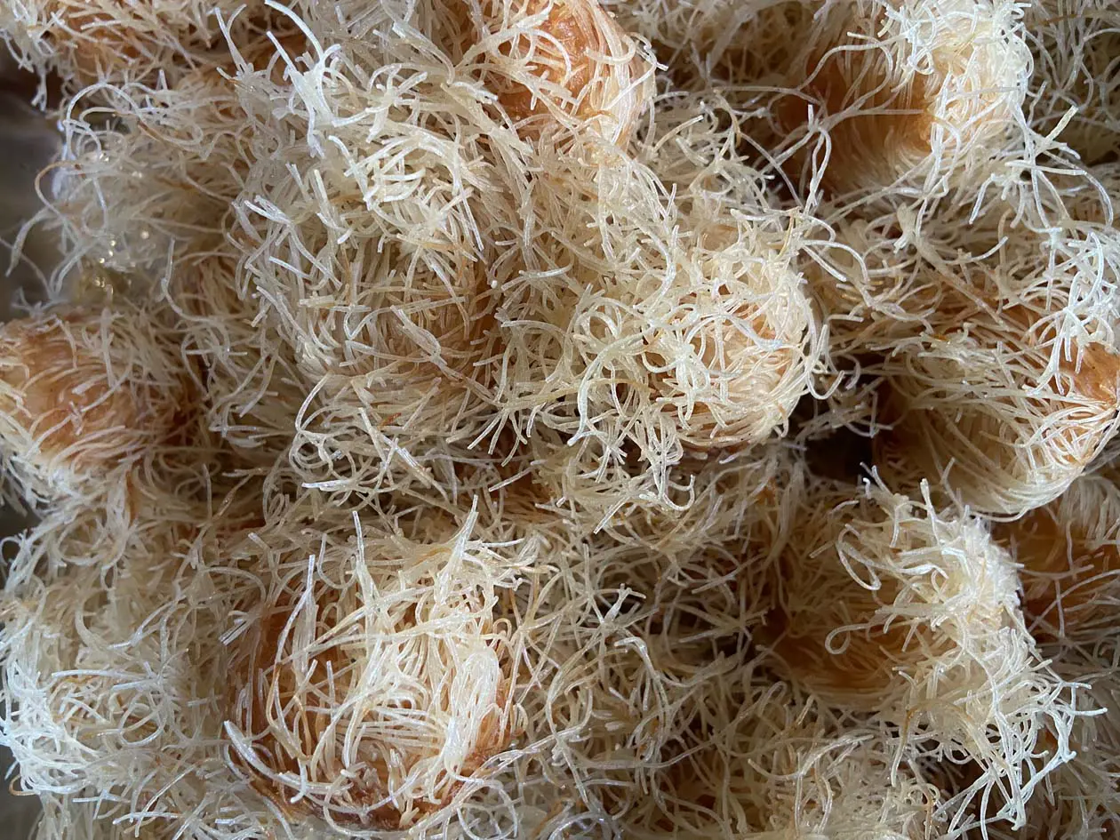 Specialità cinesi da abbinare al tè Pu’Er Foto: Copyright © Sisterscom.com / Avion Tourism Magazine