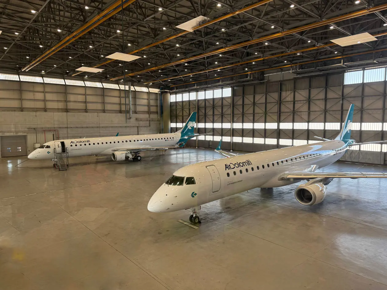 Embraer E195 di Ar Dolomiti Foto: Copyright © Air Dolomiti