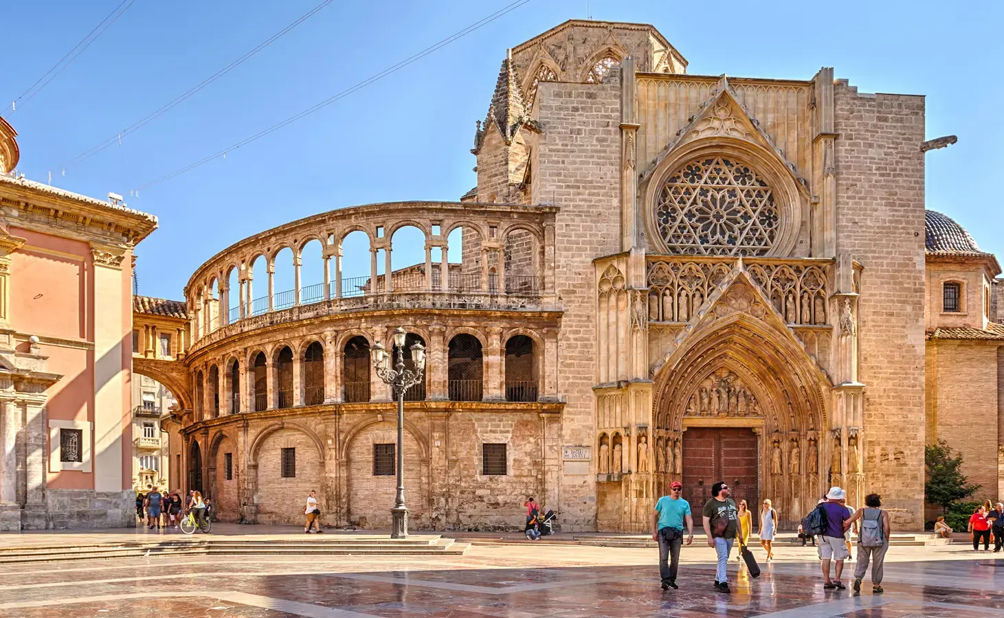Valencia.&nbsp;Copyright ©&nbsp;Sisterscom.com /&nbsp;Shutterstock