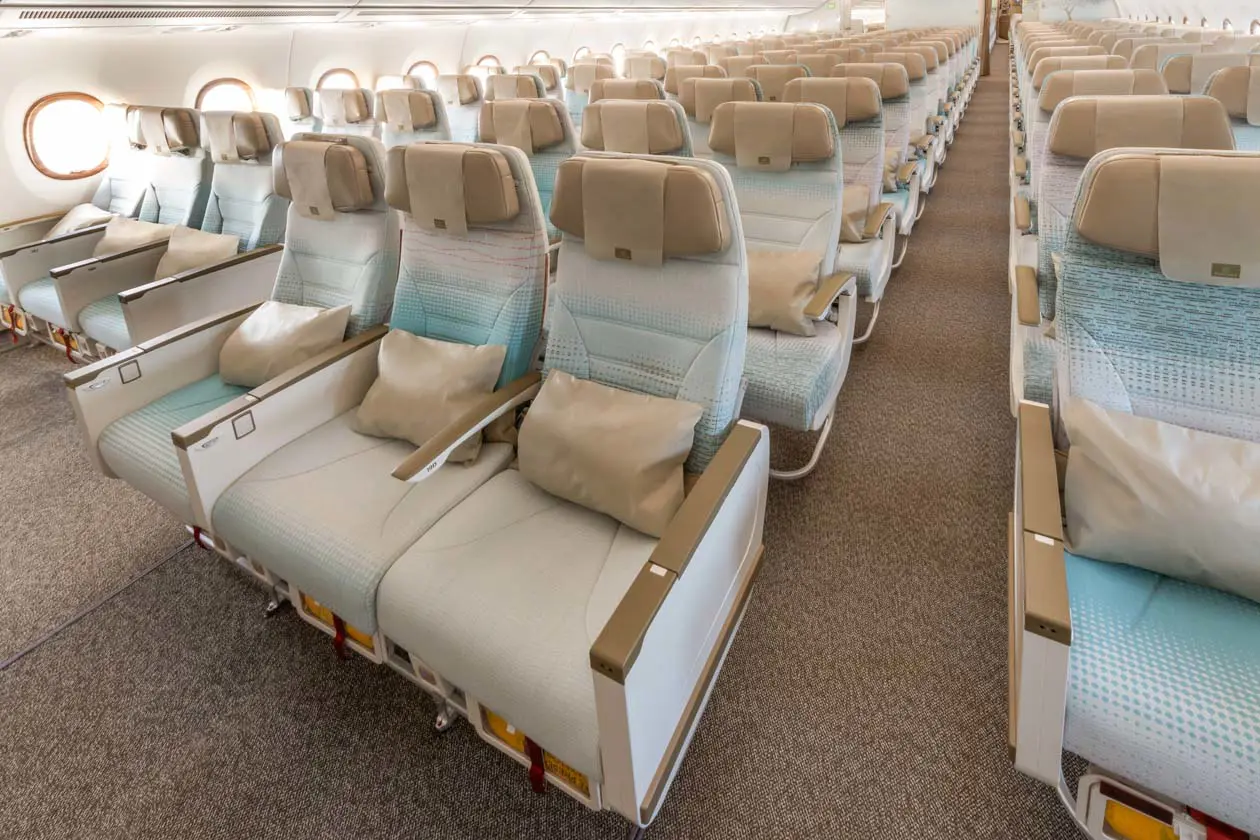 Emirates A350, Economy Class Copyright © Emirates Airlines / The Emirates Group