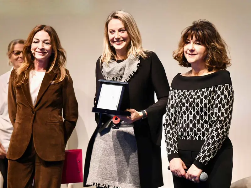 Premio Riomaggiore. Da sinistra: Diana de Marsanich, Fabrizia Pecunia, Sabrina Talarico. Copyright © GIST