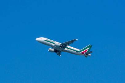 Alitalia will operate in July over 1,000 weekly flights to 37 destinations from Fiumicino and Malpensa