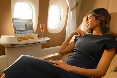 Emirates serves Dom Pérignon Rosé 2009 in First Class