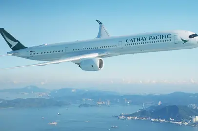 Cathay Pacific celebrates 40 years of flights between Italy and Hong Kong in Rome