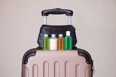 Transport of liquids in cabin baggage