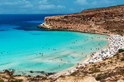 New Rome-Lampedusa flight with HelloFly