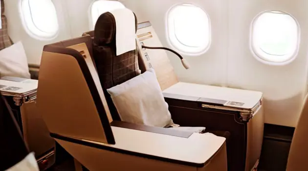 Valentine's Day: business flights at reduced prices