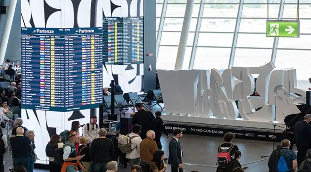 In Rome Fiumicino the "White Wall" by Pietro Consagra