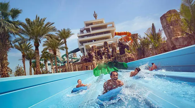 Emirates gives you free access to Aquaventure Dubai Water Park