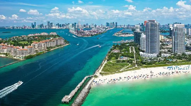 Miami and Miami Beach: romantic experiences between the ocean, rooftops and skyline