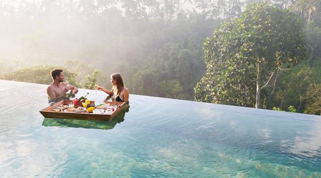 Incredible stays for the ultimate floating dining experience
