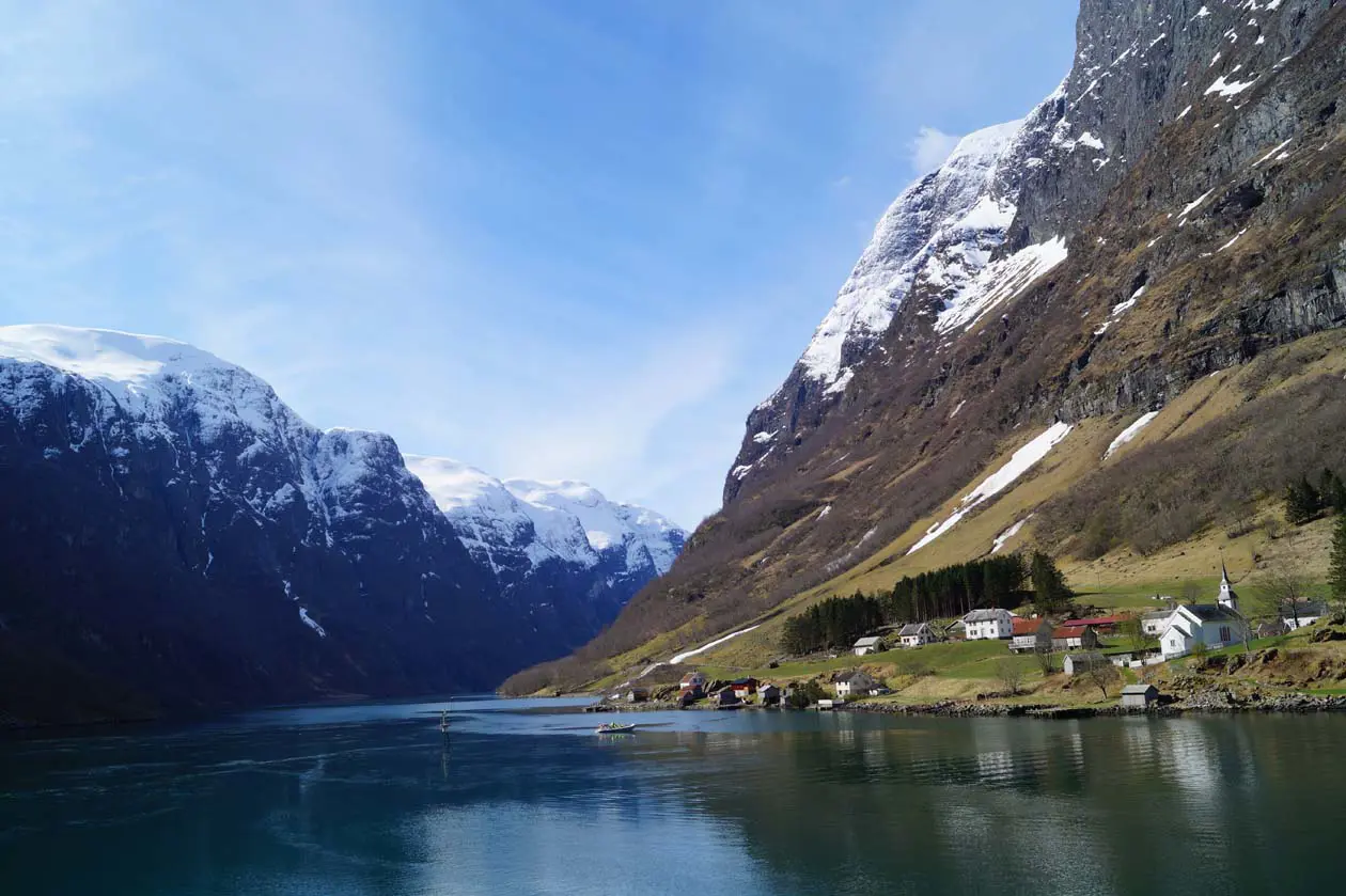 Il fiordo di Nærøyfjord Foto: Copyright © Ente del Turismo di Bergen / Gjertrud Coutinho