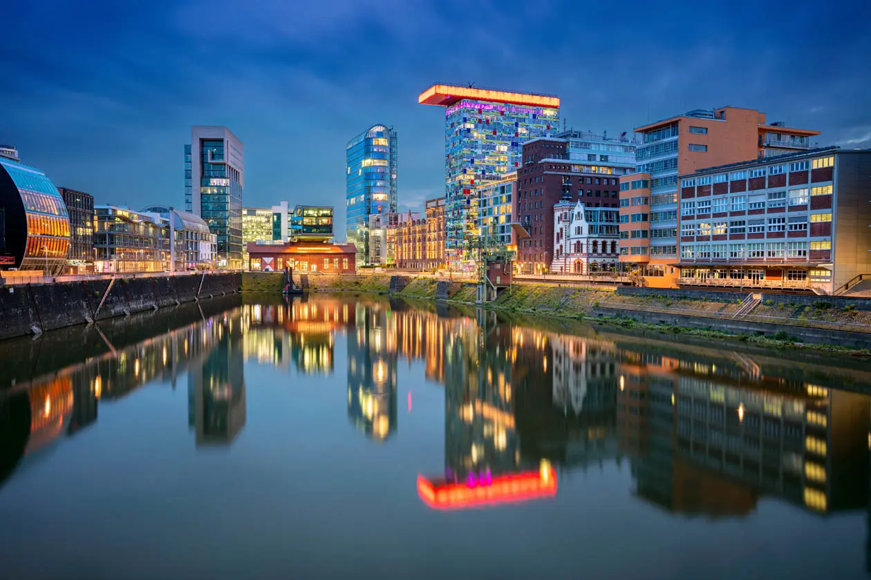Dusseldorf. Foto: Copyright © Sisterscom.com / Depositphotos
