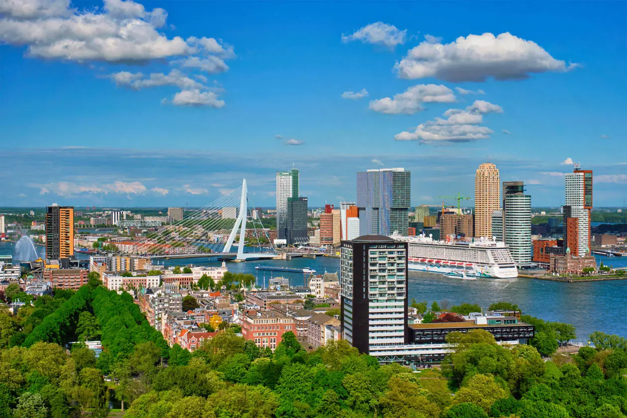 Rotterdam. Foto: Copyright © Sisterscom.com / Depositphotos