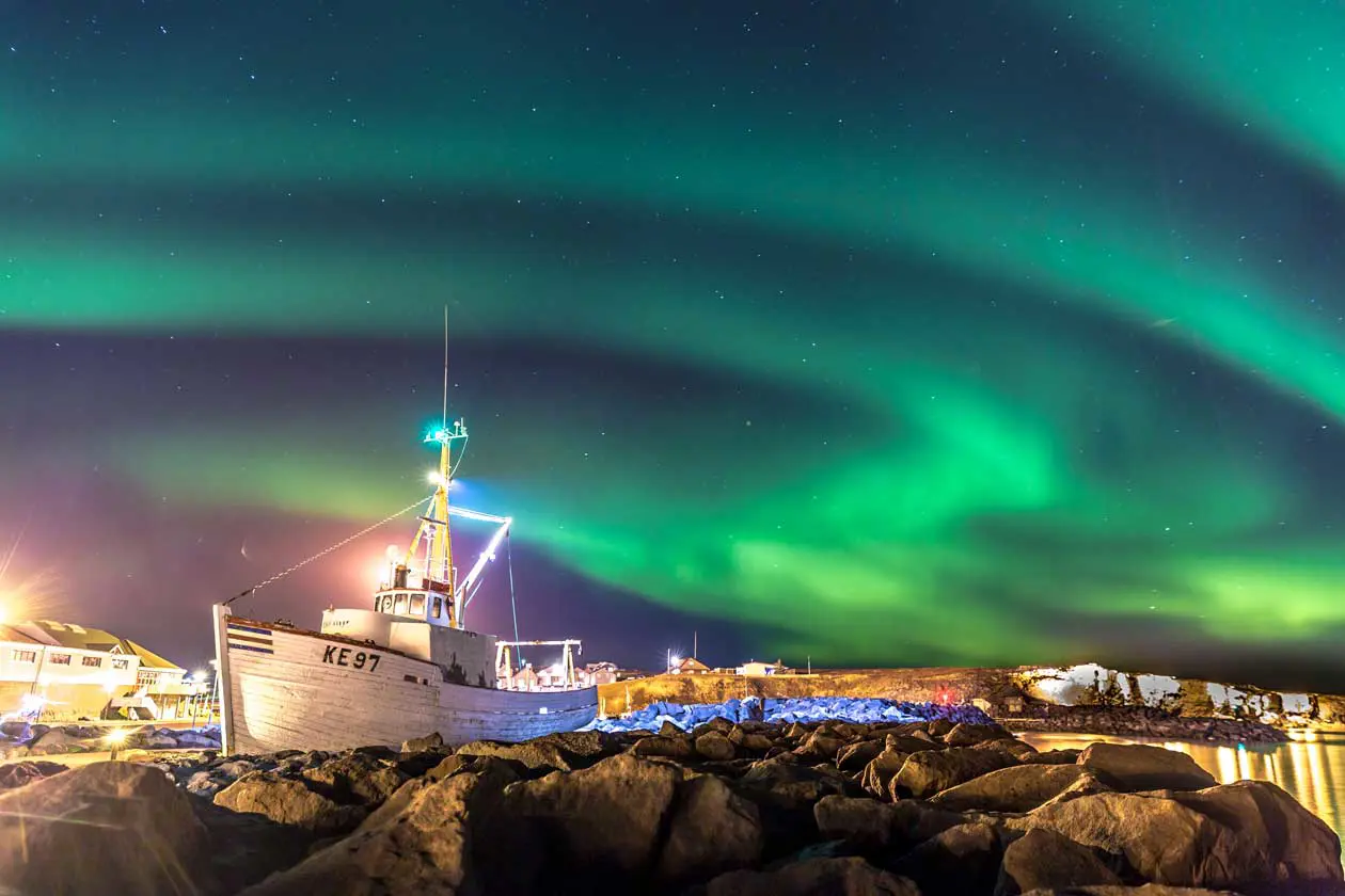 Aurora Boreale Finlandia, Reykjavik. Foto: Copyright © Sisterscom.com / Depositphotos 