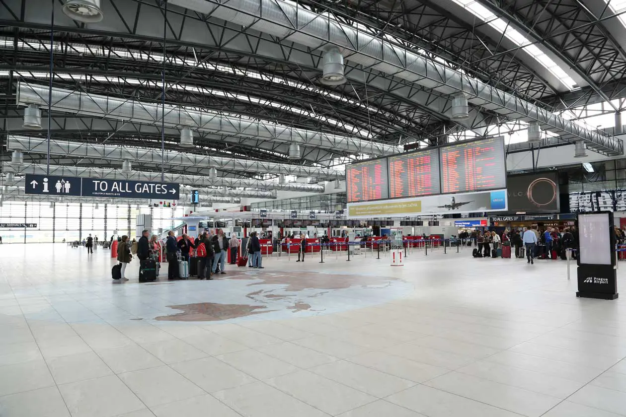 Aeroporto di Praga. Foto per esclusivo uso editoriale: © Sisterscom.com / Senohrabek / depositphotos