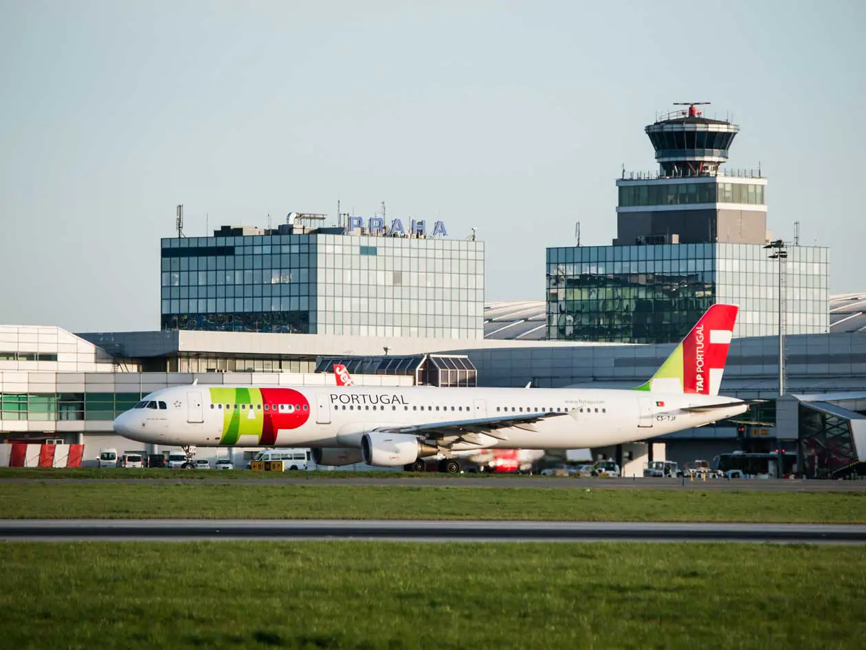 Aeroporto di Praga. Foto per esclusivo uso editoriale: © Sisterscom.com / pyty / depositphotos