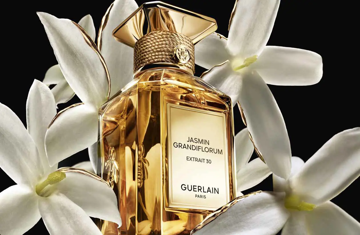 L'Art & La Matière, Les Extraits Signature di Guerlain. Jasmin Grandiflorum Extrait 30. Copyright © Guerlain.