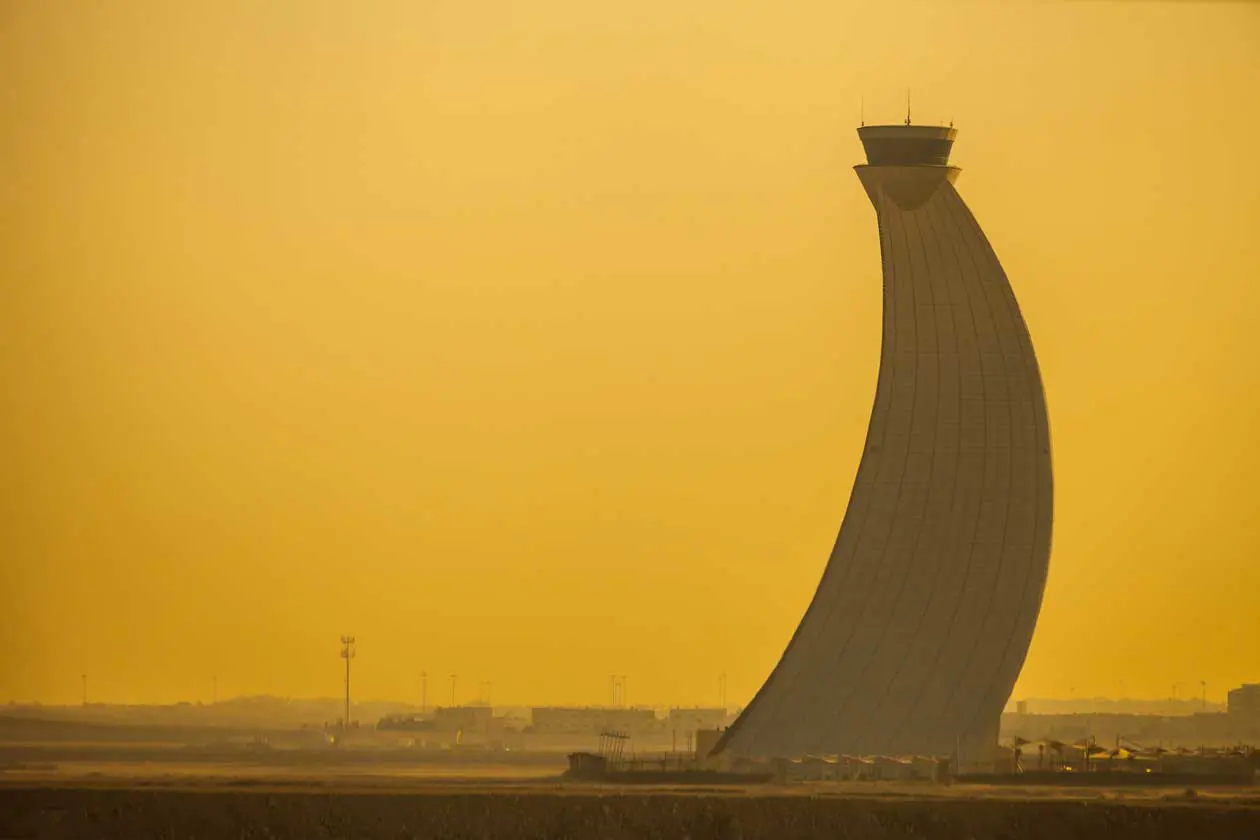 Abu Dhabi Airport. Copyright © Sisterscom.com / Depositphotos