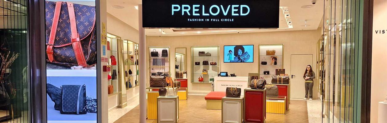 New Preloved Boutique at Lisbon Airport