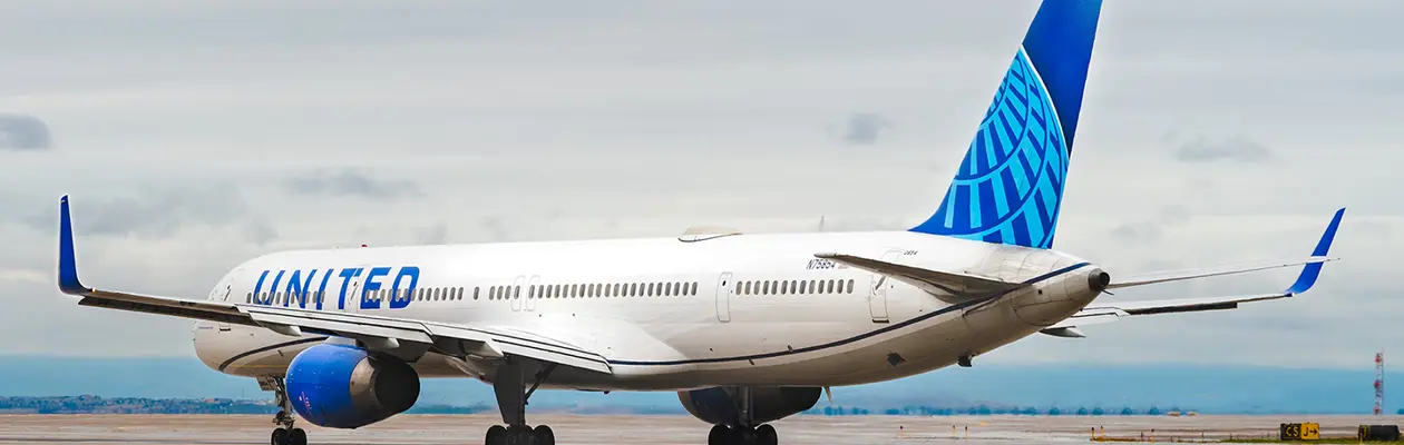 United Airlines flies from Olbia to New York Newark