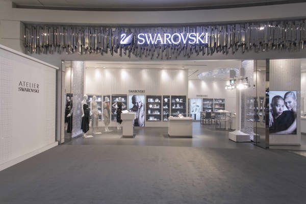Shopping in aeroporto: Swarovski