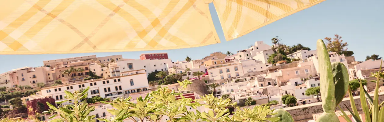 Burberry al The Standard di Ibiza