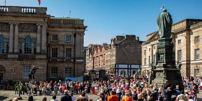 Edimburgo 2024: un'estate all'insegna dell'arte e della cultura
