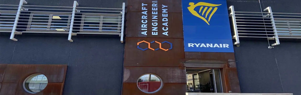 Ryanair invests in training in Italy