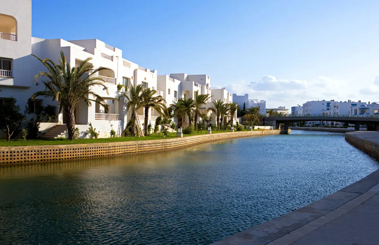 Yasmine Hammamet Copyright © Sisterscom.com / Shutterstock