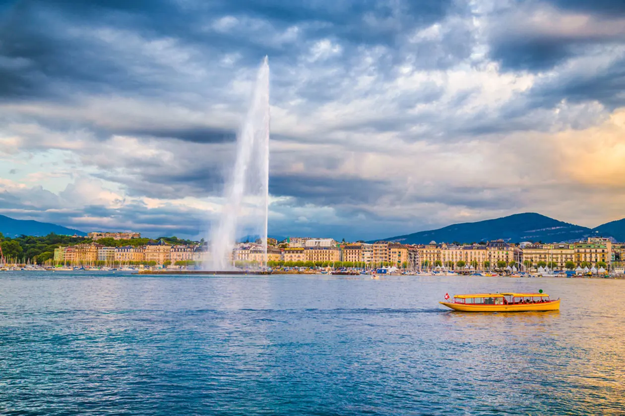 Jet d’eau a Ginevra. Foto: © Sisterscom.com, Shutterstock