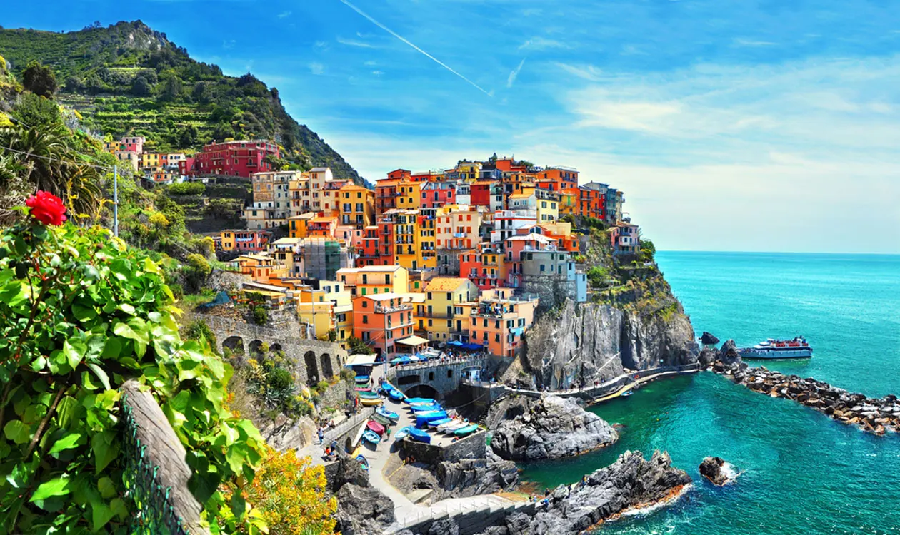 Monarola. Foto: Copyright © Sisterscom.com, Shutterstock