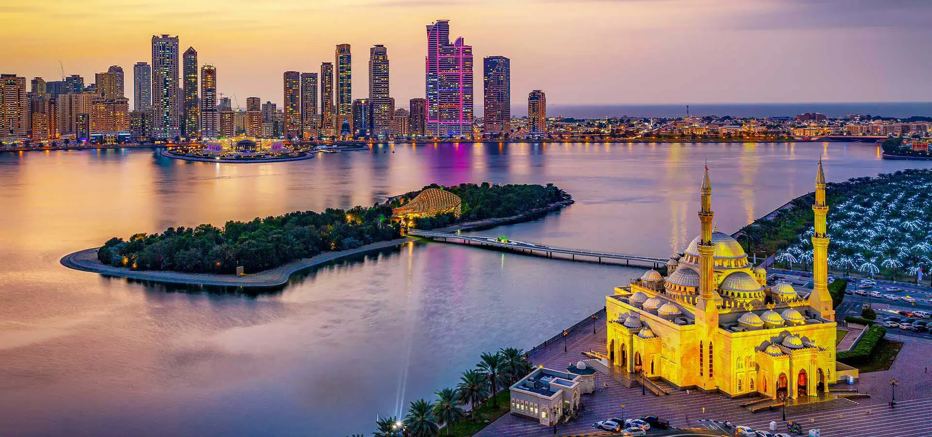 Sharjah. Copyright ©&nbsp;Sisterscom.com / Depositphotos