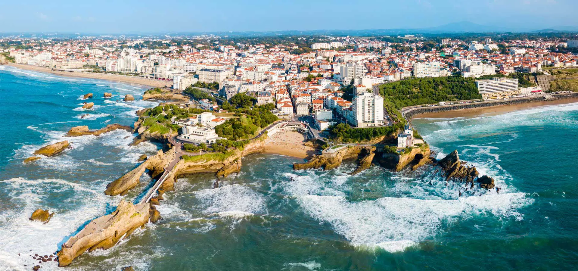 Biarritz&nbsp;Copyright © Sisterscom.com /&nbsp;Depositphotos