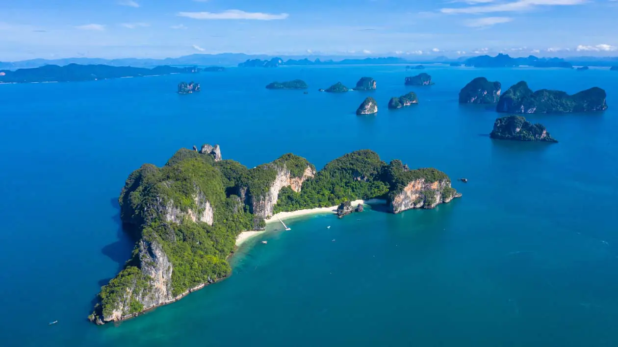 Arcipelago di Hong, Krabi, Thailandia Foto: Copyright © Sisterscom.com / Depositphotos