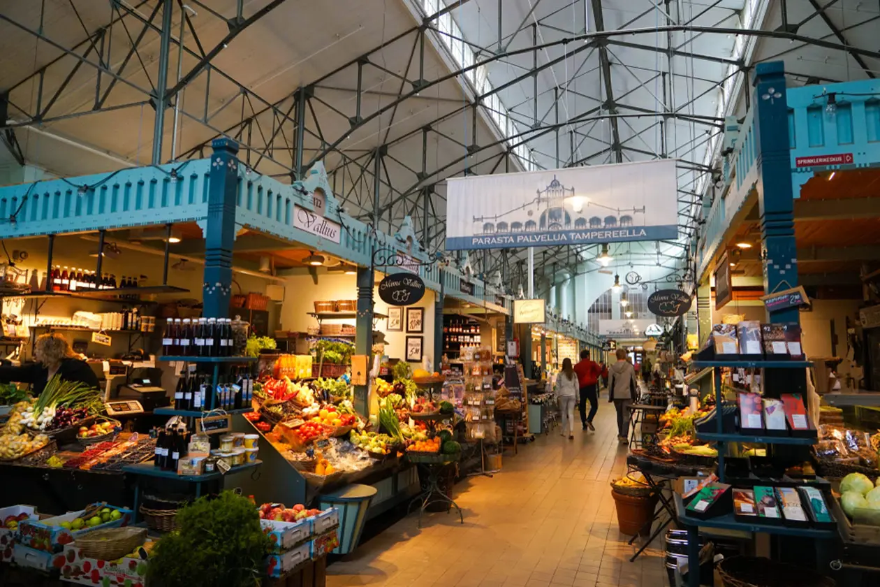 Kauppahall Market Hall. Photo: Copyright © Sisterscom.com / Shutterstock
