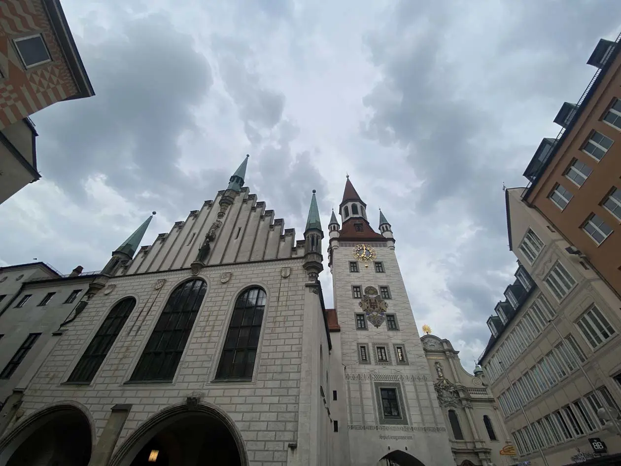 Altes Rathaus, Munich Foto: © Avion Tourism Magazine / Sisterscom.com
