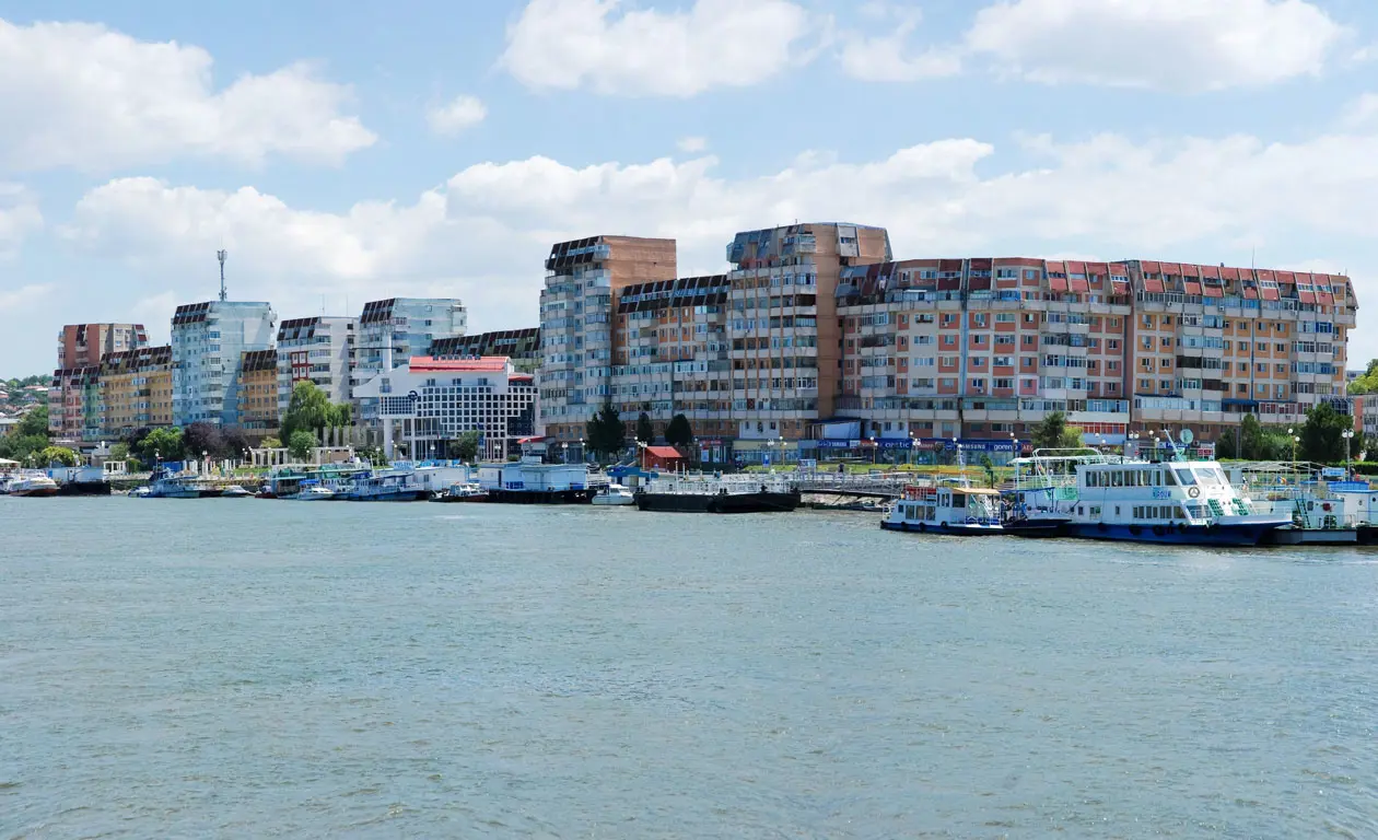 Vista dal porto di Tulcea