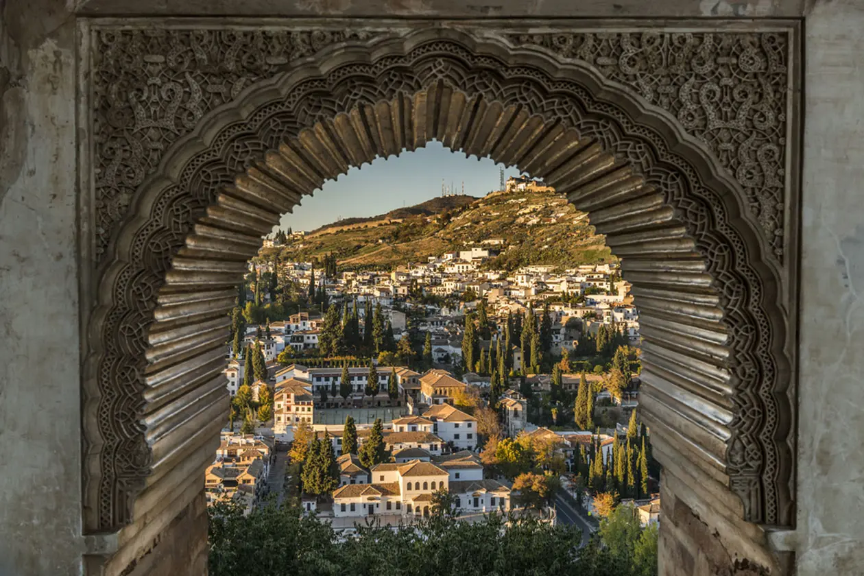 L’Albayzín. Foto: © Sisterscom.com, Shutterstock