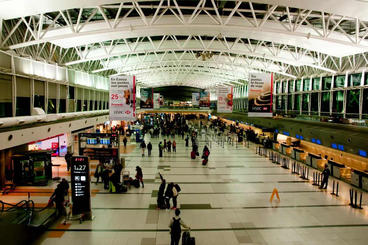 Aeroporto Internazionale Ezeiza Copyright © Sisterscom.com / Depositphotos