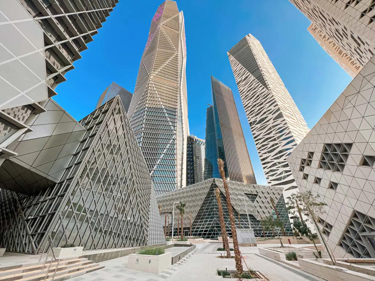 King Abdullah Financial District (KAFD) a Riyadh Foto: Copyright © Sisterscom.com /&nbsp;Depositphotos