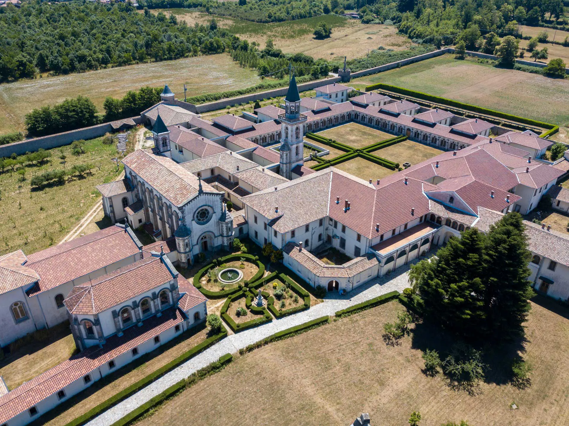 Certosa di Serra San Bruno, Vibo Valentia, Calabria. Copyright © Sisterscom.com / Shutterstock