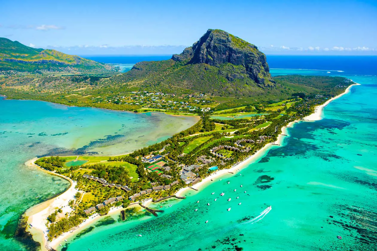 Le Morne Brabant, sito del patrimonio mondiale dell'umanità Copyright © Sisterscom.com / Depositphotos