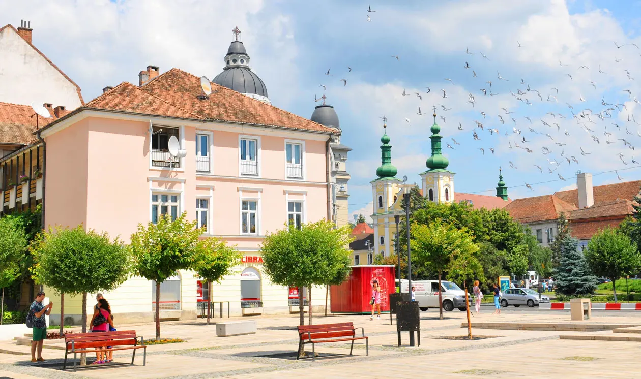 Targu Mures. Photo: Copyright © Sisterscom.com / Shutterstock