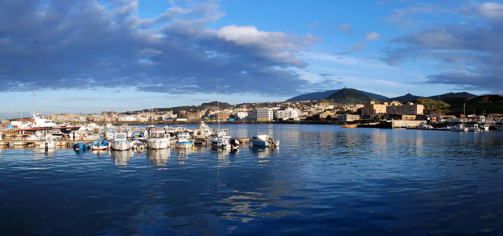Pantelleria Foto:&nbsp;Copyright ©&nbsp;Sisterscom.com /&nbsp;Shutterstock