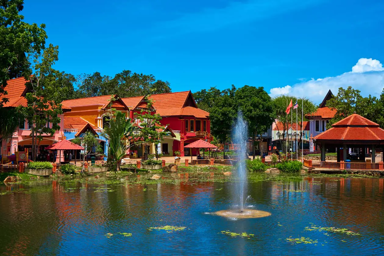 Oriental Village, Langkawi, Malesia Foto: Copyright © Sisterscom.com / Depositphotos